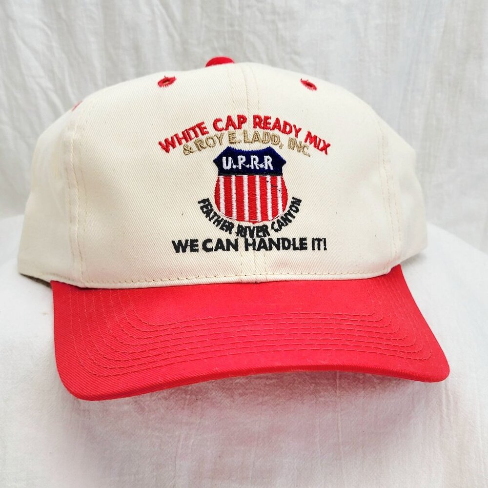 VTG White Cap Ready Mix UPRR Roy E Ladd Inc. Feather River Snapback Hat NOS